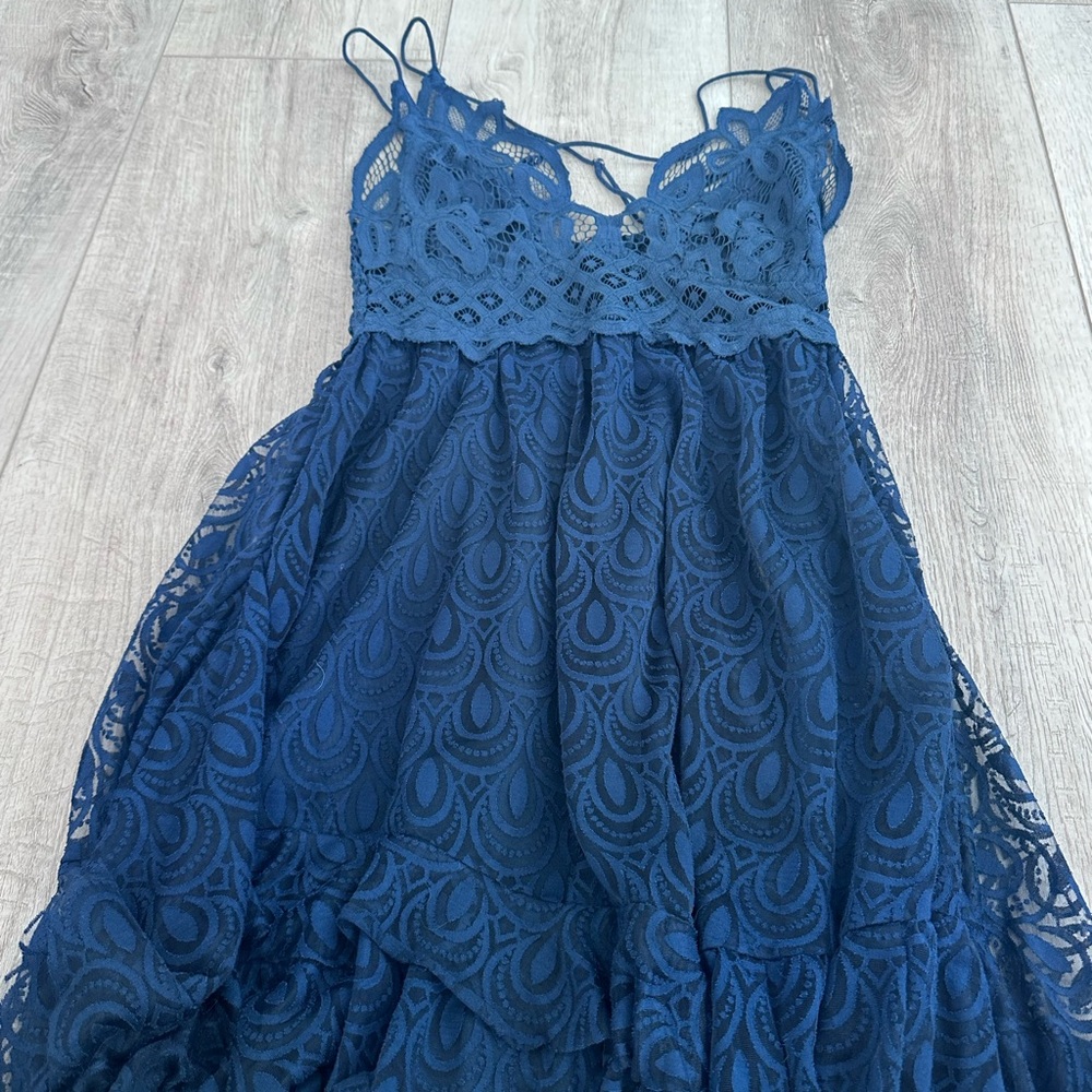 💙THE cult classic Free People Navy Lace Dress